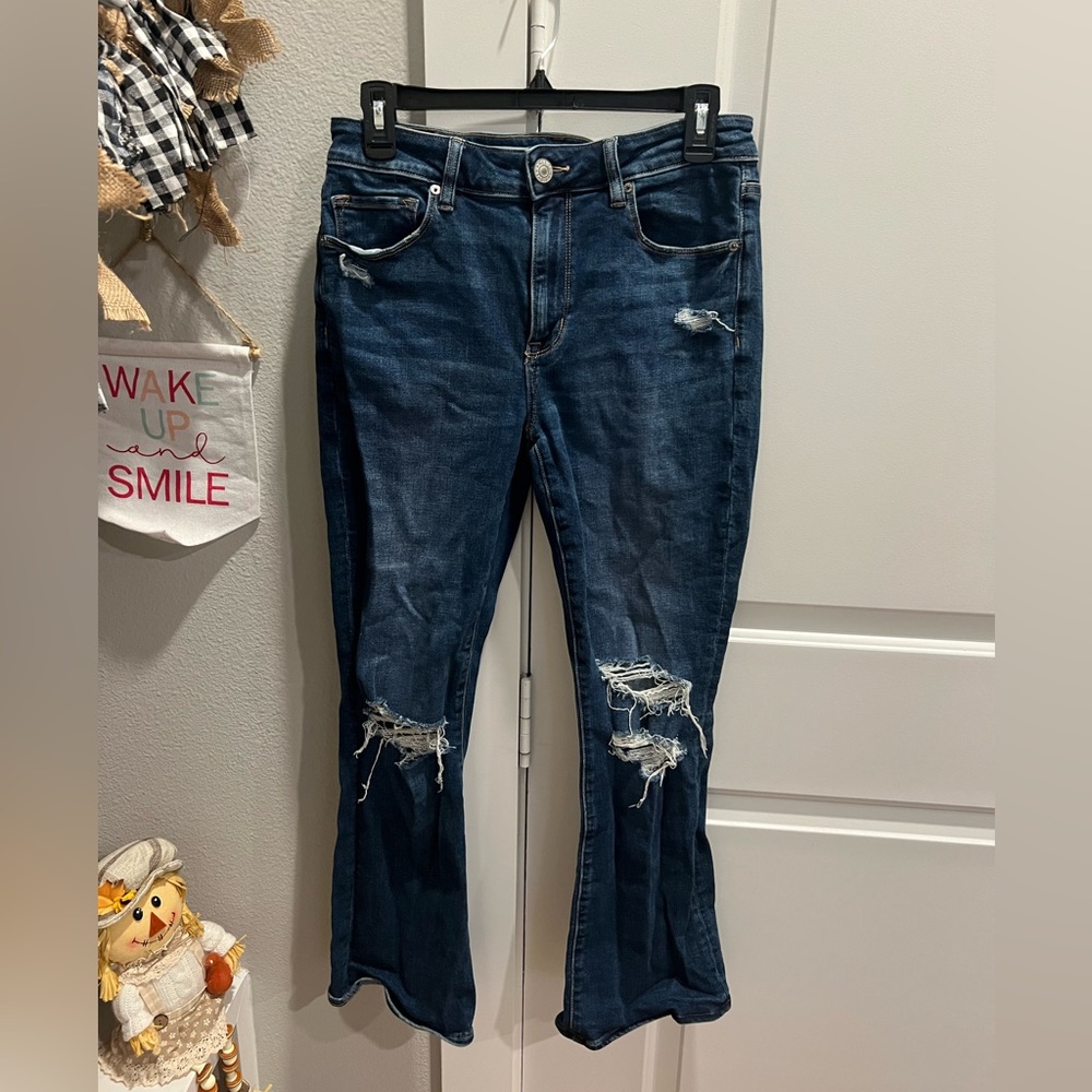 AE Hi-Rise Skinny Kick Crop Size 8 Jeans